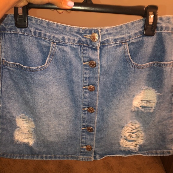 distressed denim mini skirt - Picture 1 of 3